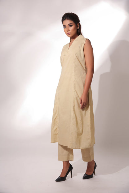 Cotton Kurta Pant Set With Block Printed Cape by Keva with Beige, Black, Block Prints, Cape, Cotton, Indian Wear, Kurta Pant Sets, Natural, Relaxed Fit, Resort Wear, Womenswear, Zima at Kamakhyaa for sustainable fashion