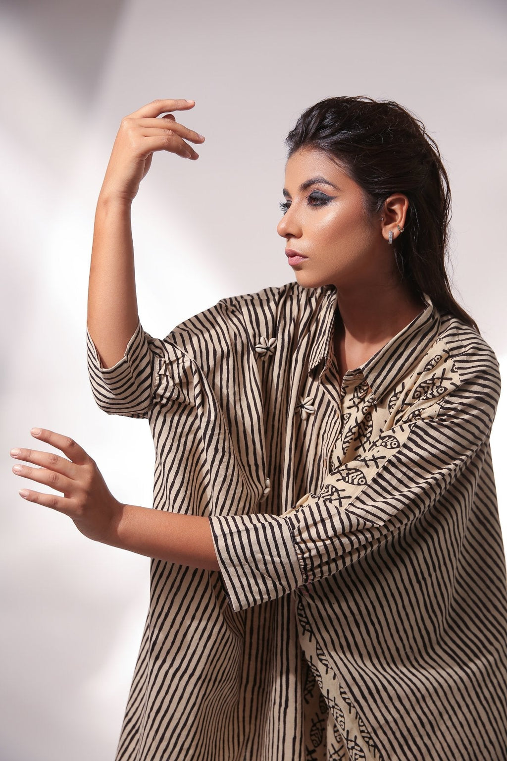 Block Print Kaftan Shirt With Wide Leg Pant by Keva with Beige, Black, Block Prints, Co-ord Sets, Cotton, For Mother, For Mother W, Natural, Office Wear Co-ords, Relaxed Fit, Resort Wear, Travel, Travel Co-ords, Womenswear, Zima at Kamakhyaa for sustainable fashion