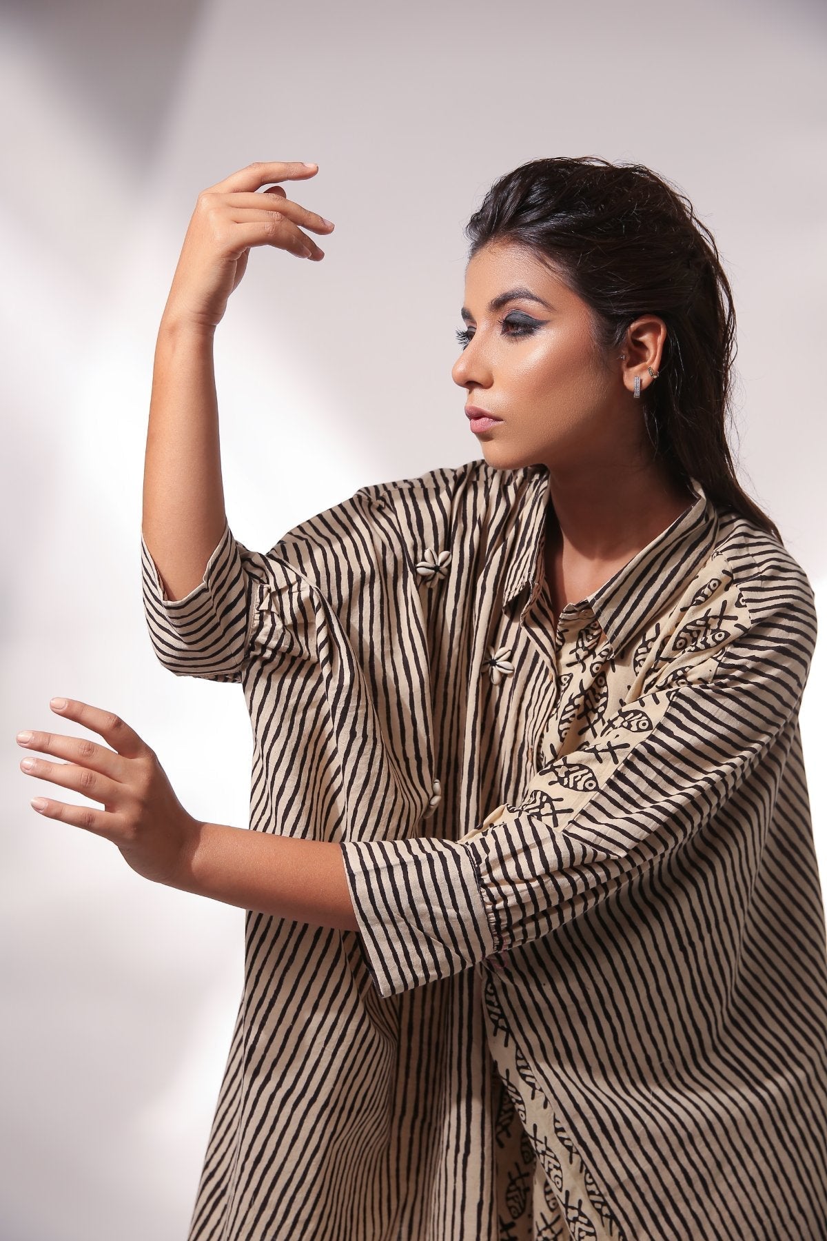 Block Print Kaftan Shirt With Wide Leg Pant by Keva with Beige, Black, Block Prints, Co-ord Sets, Cotton, For Mother, For Mother W, Natural, Office Wear Co-ords, Relaxed Fit, Resort Wear, Travel, Travel Co-ords, Womenswear, Zima at Kamakhyaa for sustainable fashion