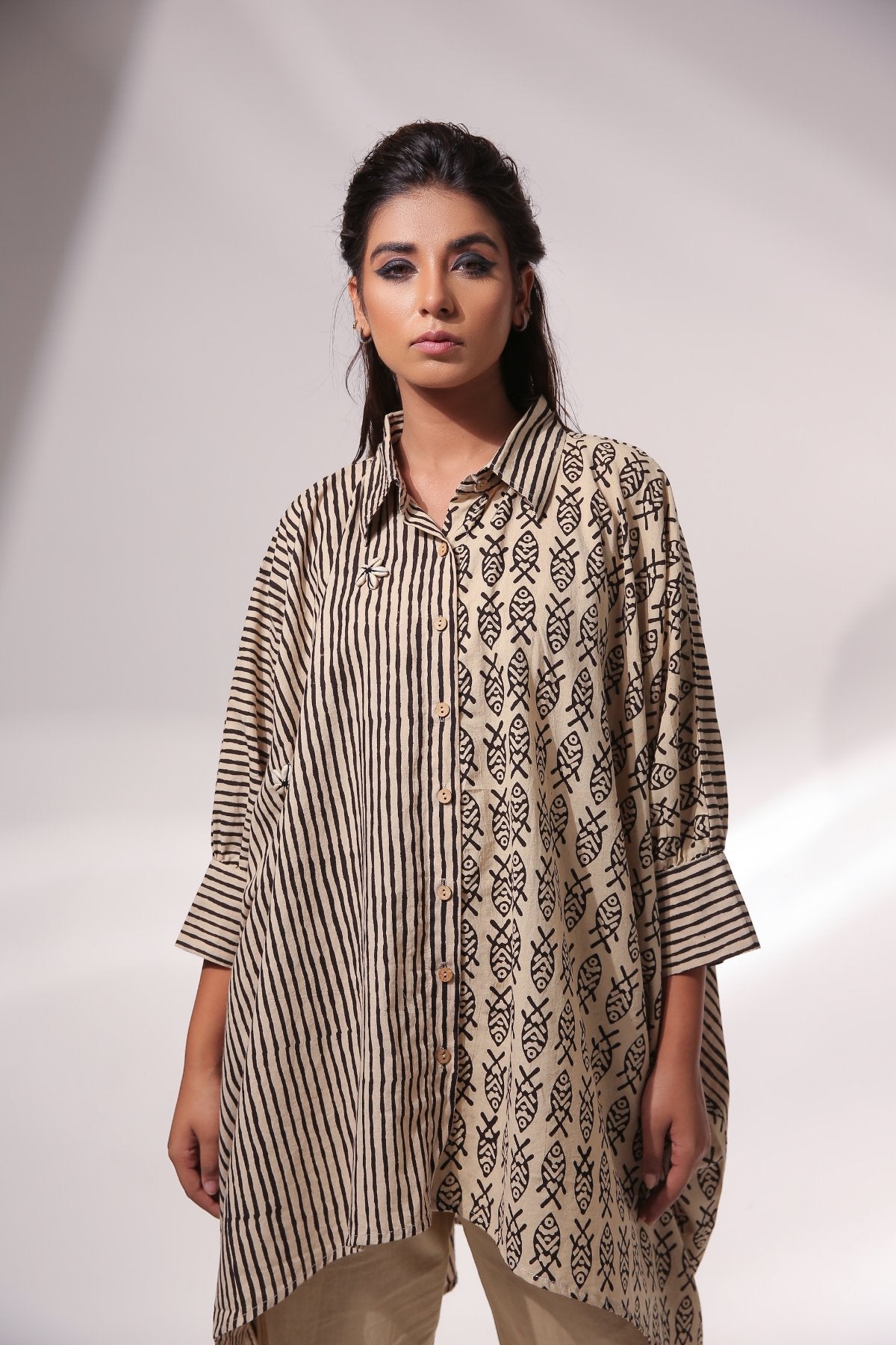 Block Print Kaftan Shirt With Wide Leg Pant by Keva with Beige, Black, Block Prints, Co-ord Sets, Cotton, For Mother, For Mother W, Natural, Office Wear Co-ords, Relaxed Fit, Resort Wear, Travel, Travel Co-ords, Womenswear, Zima at Kamakhyaa for sustainable fashion