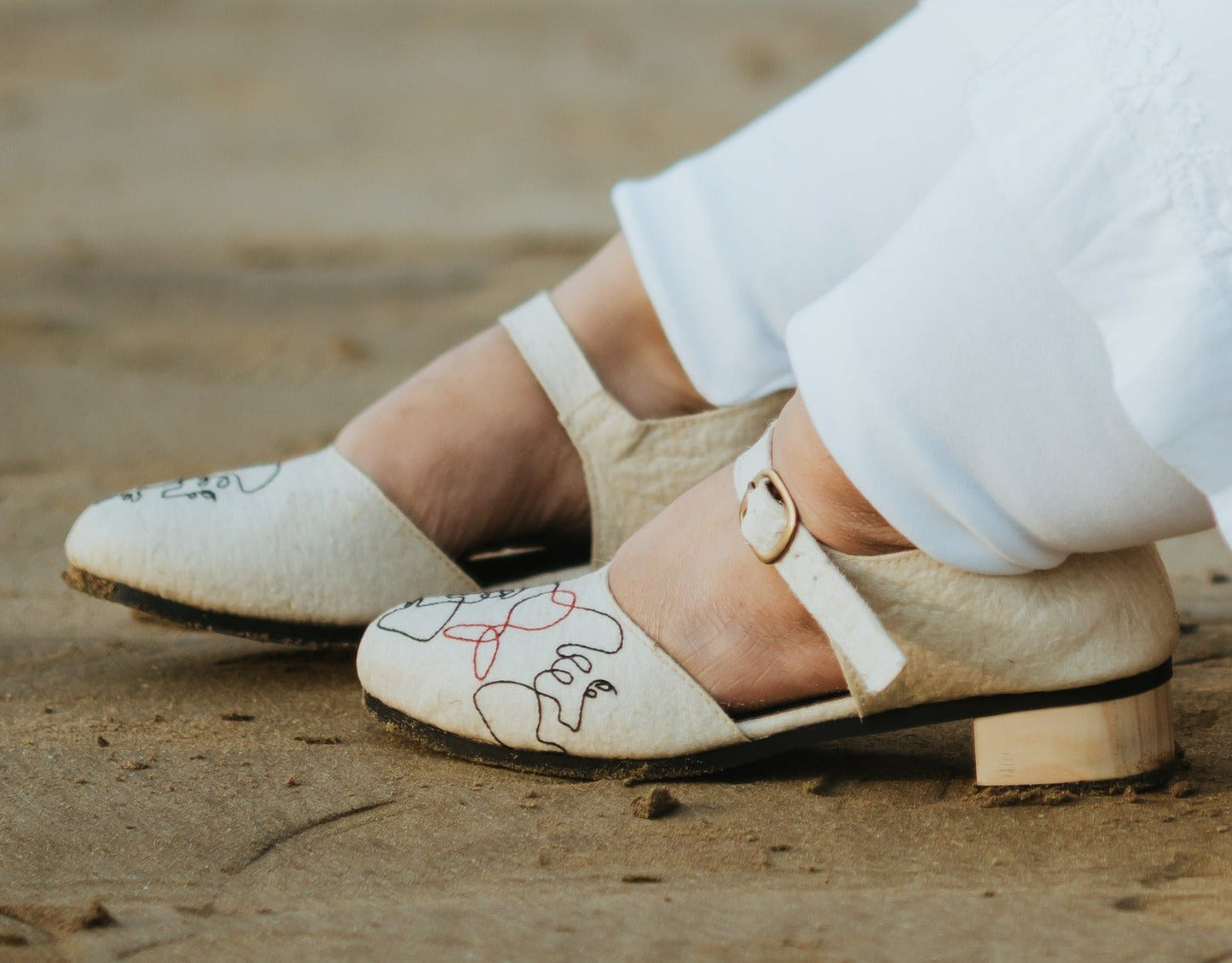 Flats-Natural Mary Janes Footwear Ankle Loop, Pineapple Leaf Fibre, Round Toes, Upcycled, Vegan, White SOLE STORIES Kamakhyaa