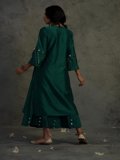 Green Bell Sleeve Kurta Set Indian Wear Chanderi, Cotton, Embellished, Ethnic Wear, Green, Kurta Set With Dupattas, Mirror Work, Natural, Relaxed Fit, Tyohaar Charkhee Kamakhyaa