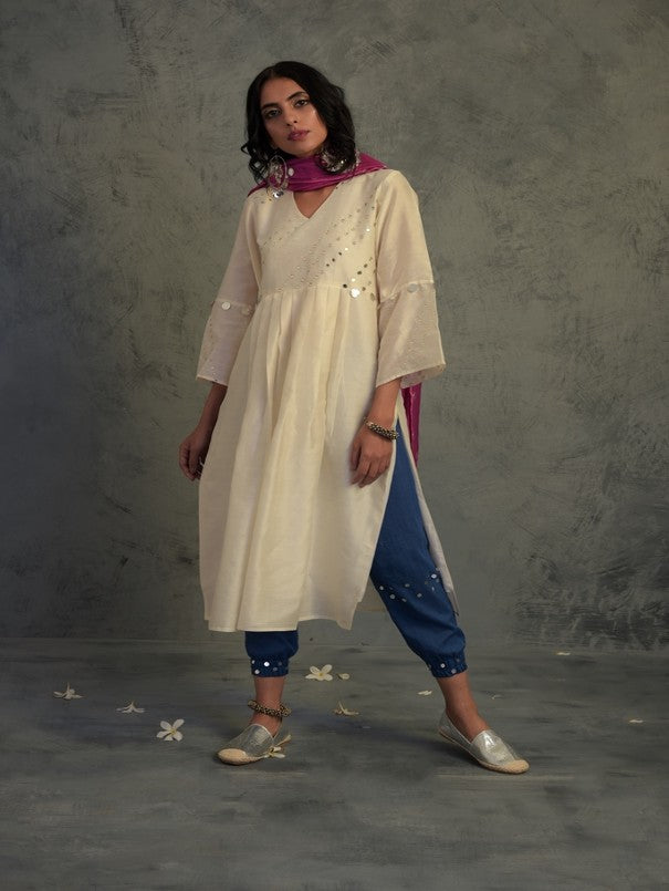 Off-white Chanderi Kurta Set With Jogger by Charkhee with Chanderi, Cotton, Embellished, Ethnic Wear, Indian Wear, Kurta Pant Sets, Kurta Set With Dupatta, Mirror Work, Natural, Pink, Relaxed Fit, Tyohaar by Charkhee, White, Womenswear at Kamakhyaa for sustainable fashion