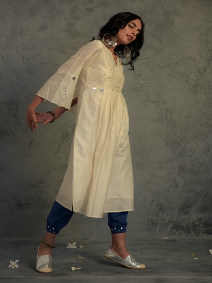 Off-white Chanderi Kurta Set With Jogger by Charkhee with Chanderi, Cotton, Embellished, Ethnic Wear, Indian Wear, Kurta Pant Sets, Kurta Set With Dupatta, Mirror Work, Natural, Pink, Relaxed Fit, Tyohaar by Charkhee, White, Womenswear at Kamakhyaa for sustainable fashion