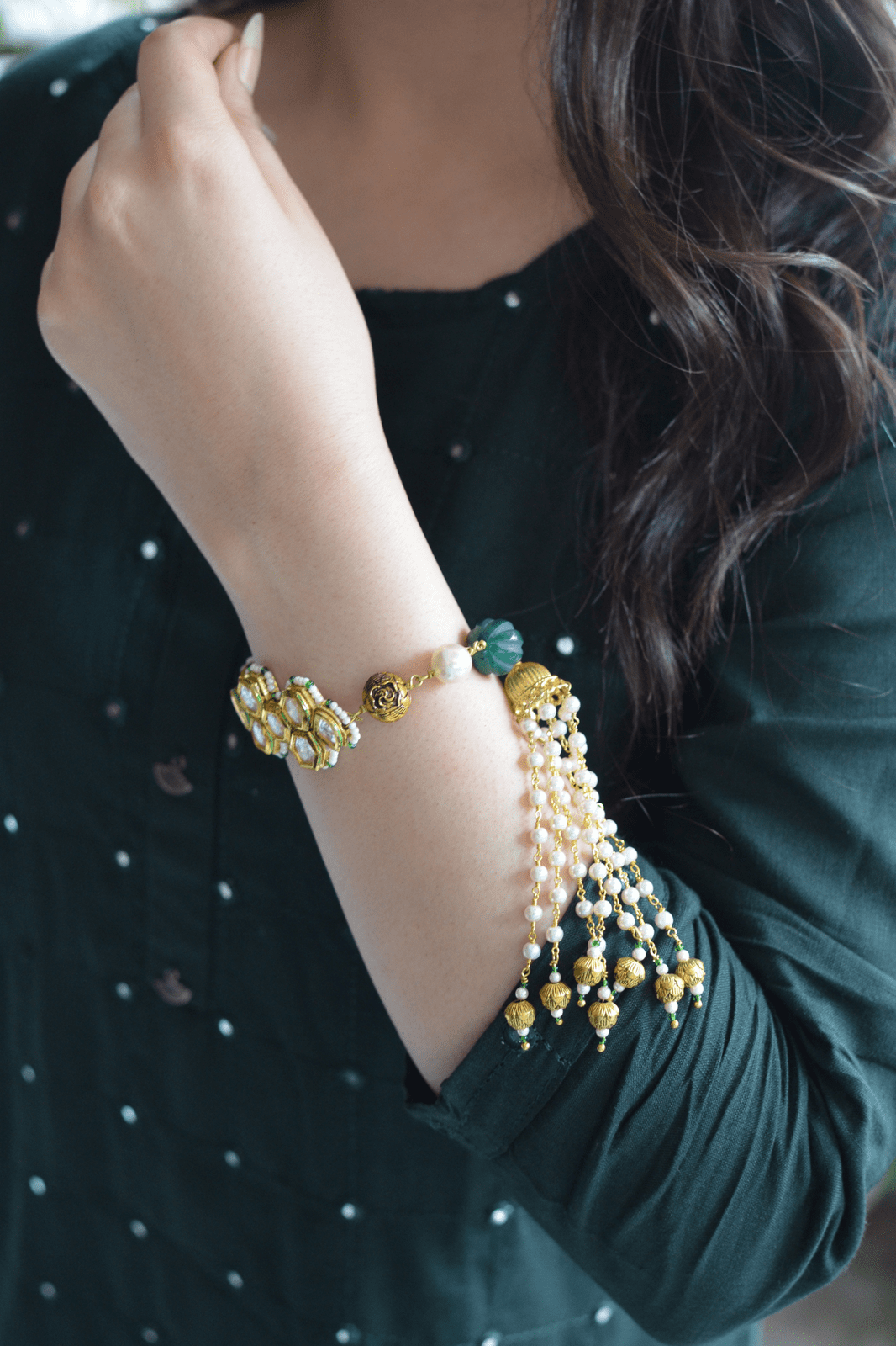 White Bracelet Kundan Polki by House Of Heer with Add Ons, Alloy Metal, Bracelets, Festive Jewellery, Festive Wear, Free Size, jewelry, July Sale, July Sale 2023, Less than $50, Natural, Pearl, Textured, White at Kamakhyaa for sustainable fashion