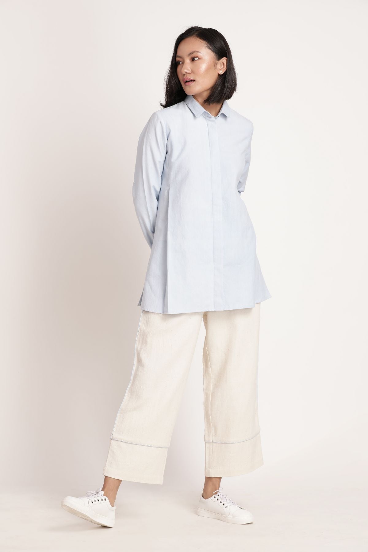 Blue Sora Beju Set by Itya with Blue, Co-ord Sets, Hand Spun Cotton, Handwoven cotton, Natural, Off-white, Office, Office Wear, Office Wear Co-ords, Pastel Perfect, Pastel Perfect by Itya, Plant Dye, Relaxed Fit, Solids, SS22, Womenswear at Kamakhyaa for sustainable fashion