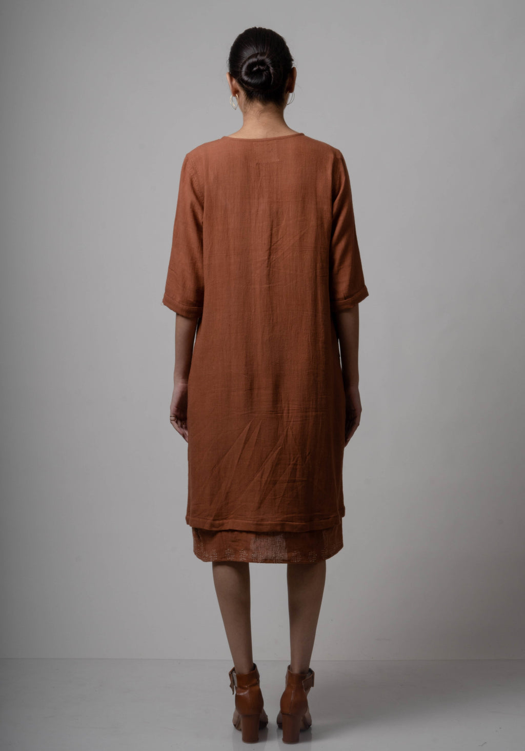 Brown Embroidered Cotton Kurta by Lafaani with Brown, Casual Wear, Cotton, fall, Indian Wear, Kurtas, Natural, Regular Fit, Solids, The Way You Look by Lafaani, Womenswear at Kamakhyaa for sustainable fashion