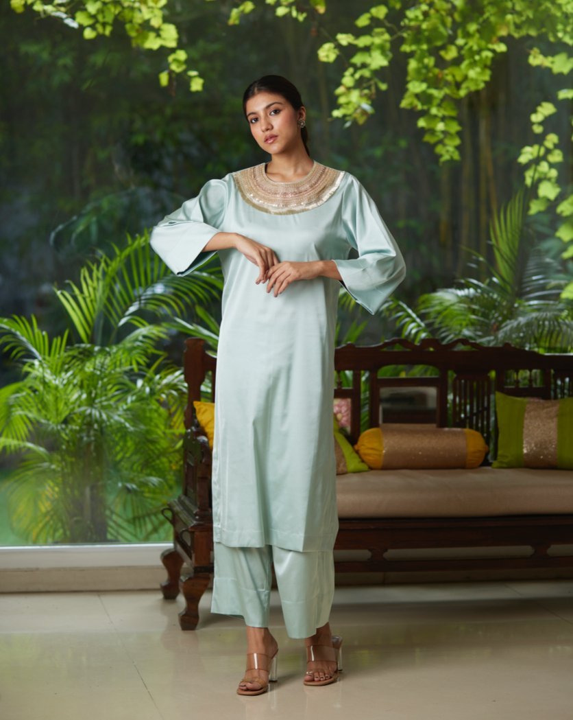 Green Satin Silk Kurta Pant Set by Mayura Kumar with Green, Kurta Pant Sets, Mayura Kumar, Regular Fit, Satin, Silk, Solids, Timeless Elegance, Womenswear at Kamakhyaa for sustainable fashion