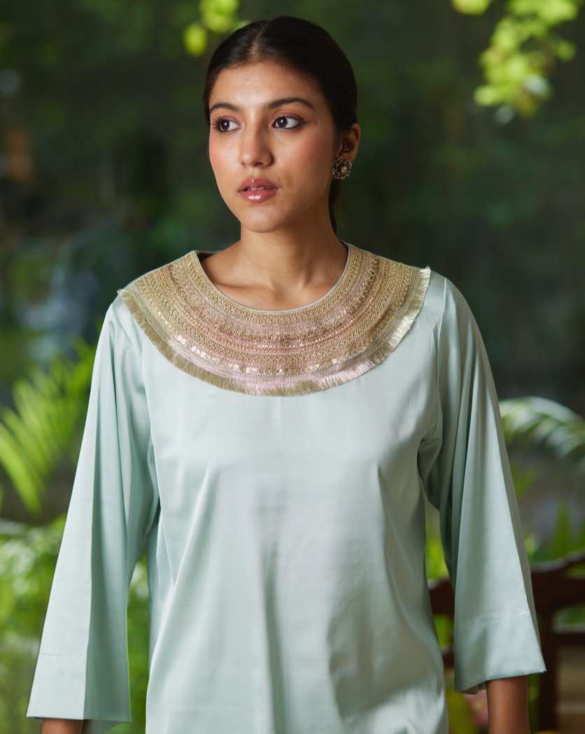 Green Satin Silk Kurta Pant Set by Mayura Kumar with Green, Kurta Pant Sets, Mayura Kumar, Regular Fit, Satin, Silk, Solids, Timeless Elegance, Womenswear at Kamakhyaa for sustainable fashion