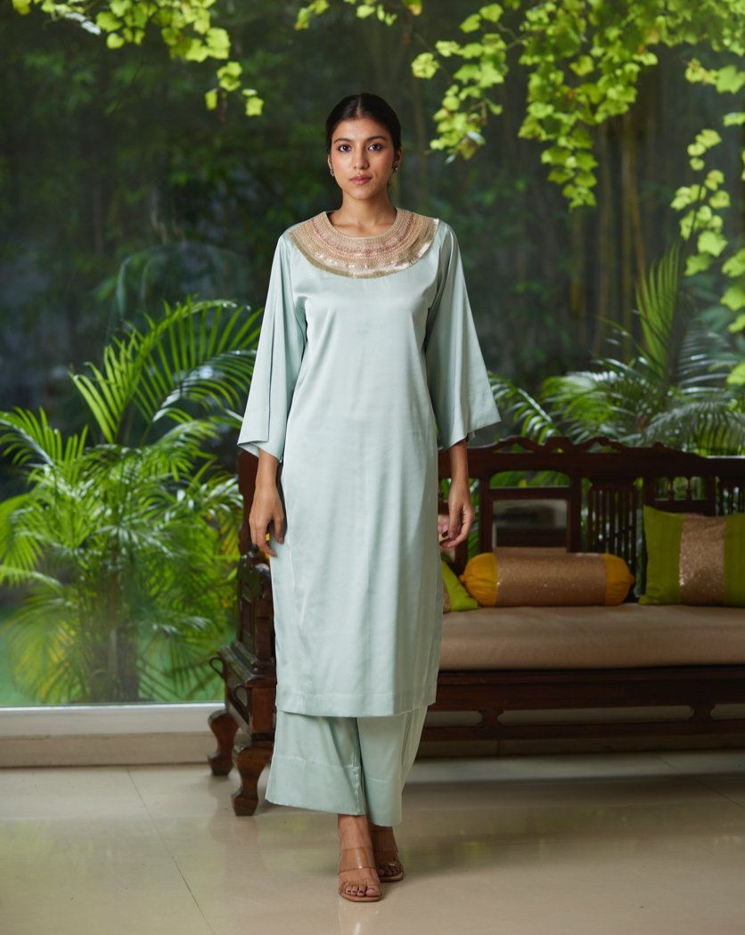 Green Satin Silk Kurta Pant Set by Mayura Kumar with Green, Kurta Pant Sets, Mayura Kumar, Regular Fit, Satin, Silk, Solids, Timeless Elegance, Womenswear at Kamakhyaa for sustainable fashion