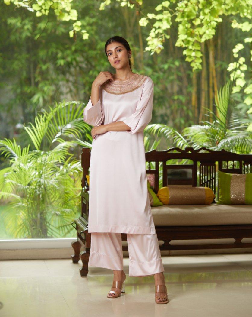 Pink Satin Silk Kurta Pant Set by Mayura Kumar with Casual Wear, Festive Wear, Kurta Pant Sets, Mayura Kumar, Pink, Regular Fit, Satin, Silk, Solids, Timeless Elegance, Womenswear at Kamakhyaa for sustainable fashion