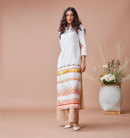 White Printed Kurta by Dan Ba with Cotton, Indian Wear, July Sale, July Sale 2023, Kurtas, Natural, Prints, Relaxed Fit, Resort Wear, White, Womenswear, Yellow at Kamakhyaa for sustainable fashion