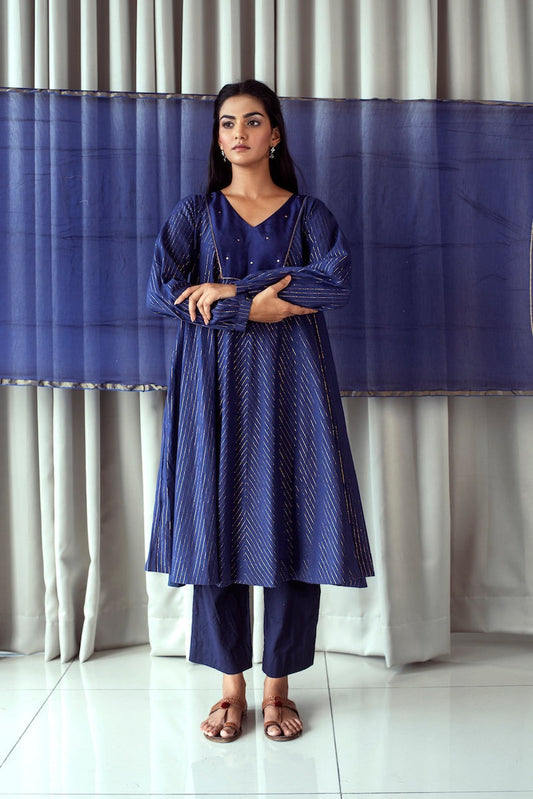 Violet & Gold Set by Taro with Bahaar by Taro, Best Selling, Blue, Evening Wear, Handwoven cotton, Indian Wear, Indo-Western, July Sale, July Sale 2023, Kurta Pant Sets, Kurta Set With Dupatta, Natural, Relaxed Fit, Textured, Womenswear at Kamakhyaa for sustainable fashion
