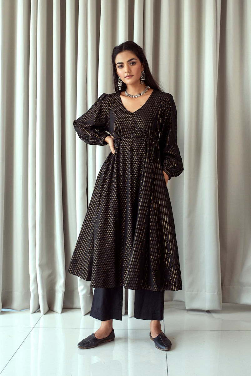 Vintage Gold Kurta Set Bahaar Taro, Black, Evening Wear, Handwoven cotton, Kurta Pant Sets, Natural, Relaxed Fit, Textured Kamakhyaa