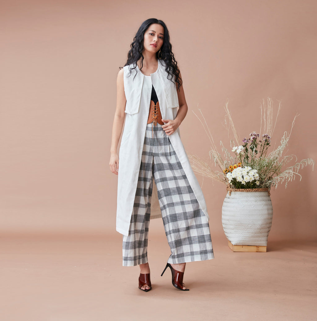 White Cotton Jacket by Dan Ba with Coats, Cotton, July Sale, July Sale 2023, Natural, Relaxed Fit, Resort Wear, Solids, White, Womenswear at Kamakhyaa for sustainable fashion